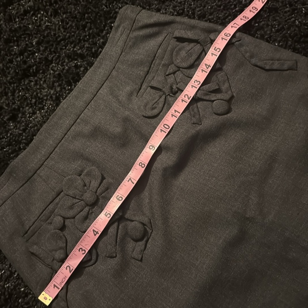 Moschino Cheap and Chic Floral Appliqué Pencil Skirt Dark Grey Size Small - Picture 10 of 11